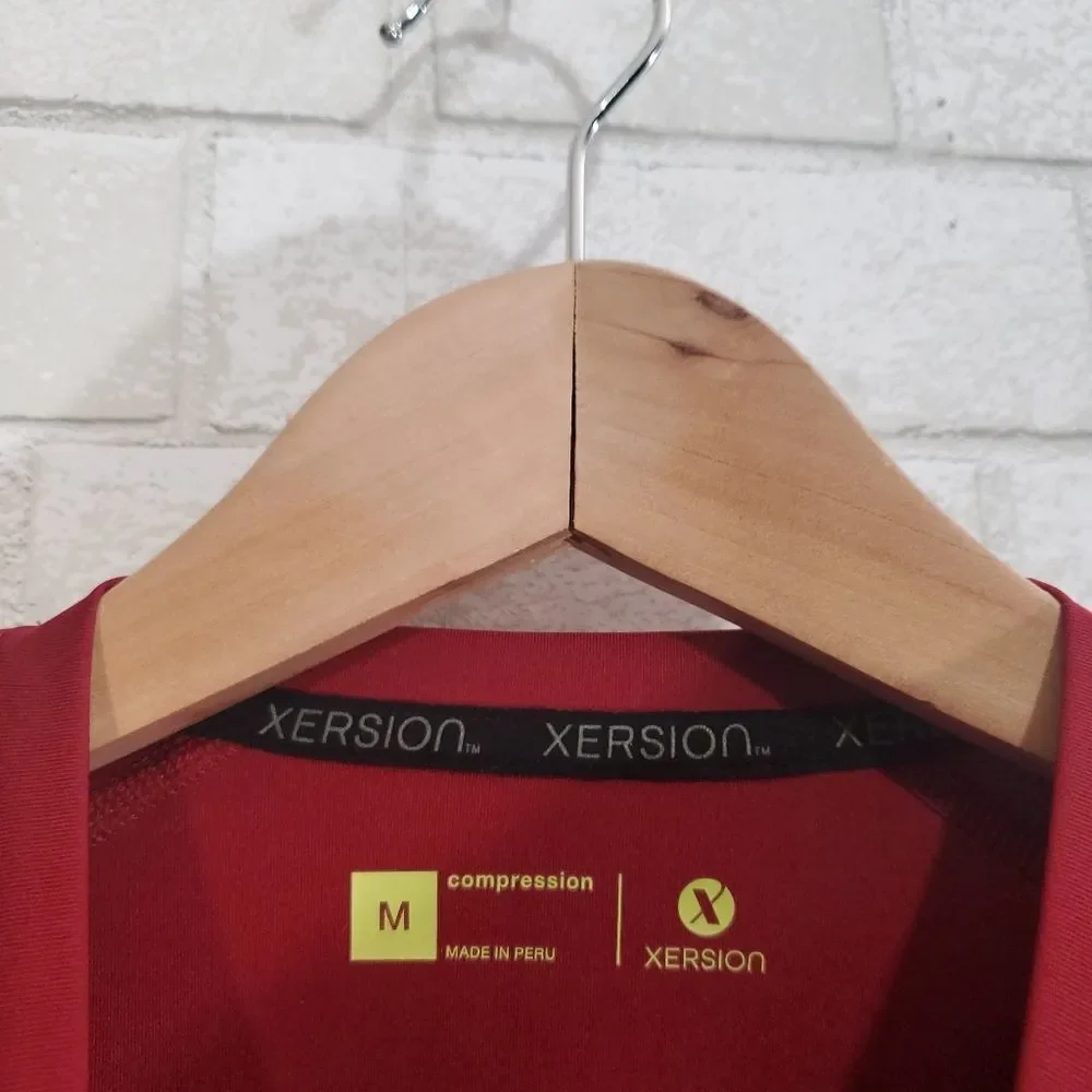 Xersion compression short sleeve tee